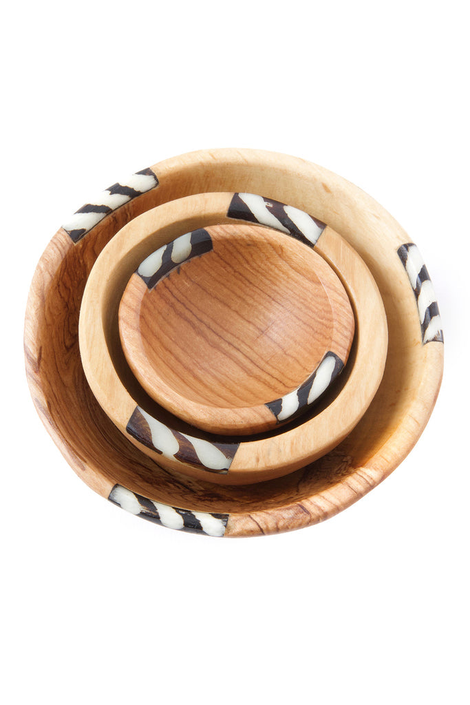 A set of 3 Small Olive Wood & Bone Condiment Bowls