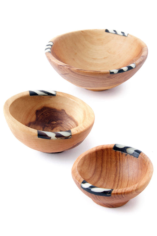 A set of 3 Small Olive Wood & Bone Condiment Bowls