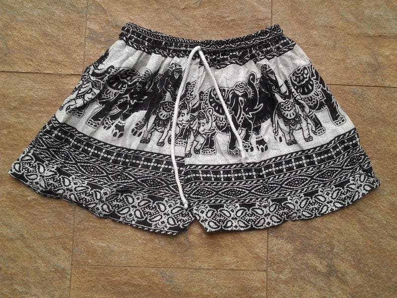 short beach pants - Acts Africa